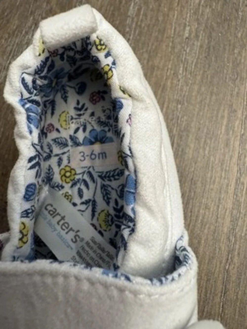 Carter's Cat Face Baby Slip-On Slippers Embroidered Fabric White 3-6 Months